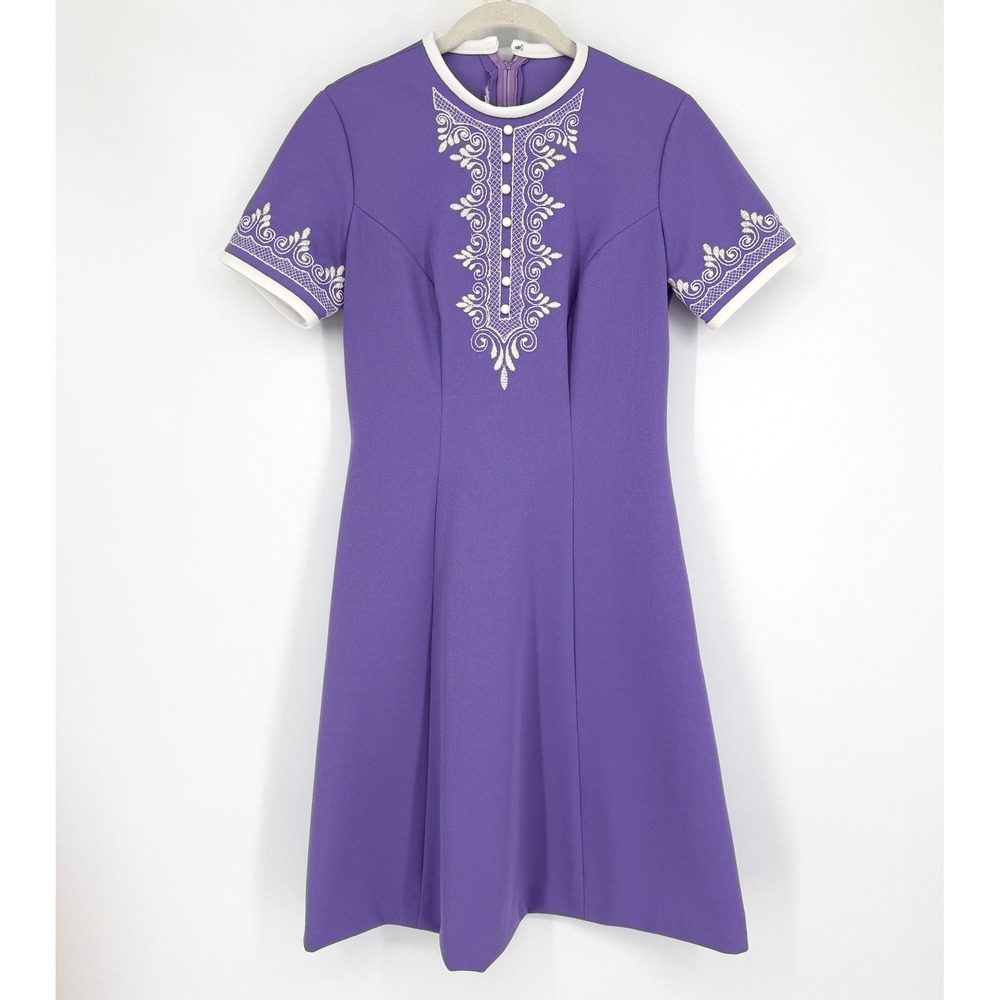 Vintage 60s 70s Mod Purple Fit & Flare Dress White Embroidery Knit Crepe Small